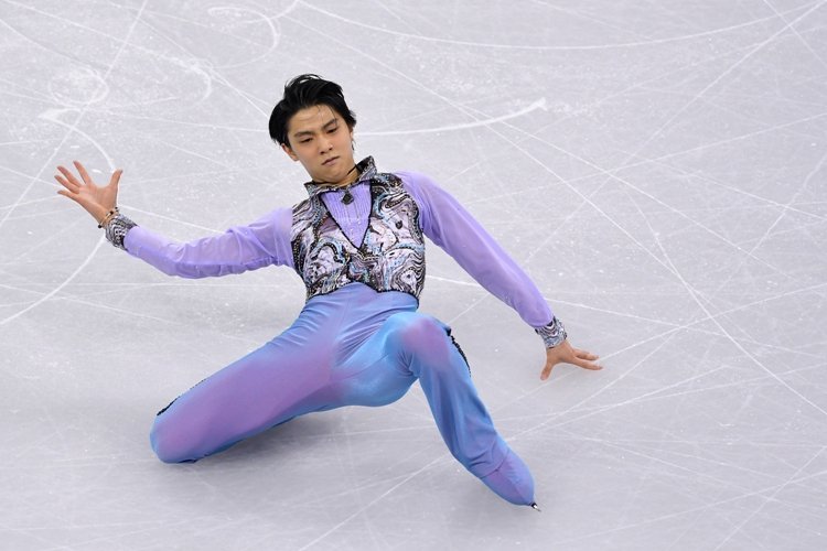  Yuzuru Hanyu a câştigat pentru a doua oară consecutiv titlul olimpic la patinaj artistic