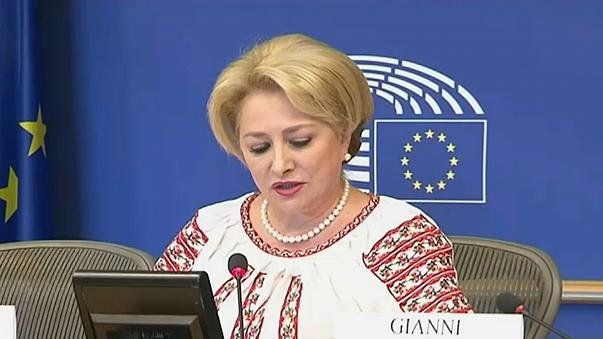  Viorica Dăncilă s-a lăudat la România TV că a primit toată susţinerea de la vârful Bruxellesului
