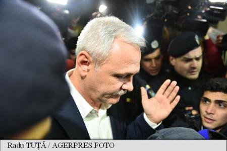  Sondaj: PSD s-a prăbuşit. Un palestinian şi un “neamţ”, cei mai de încredere români