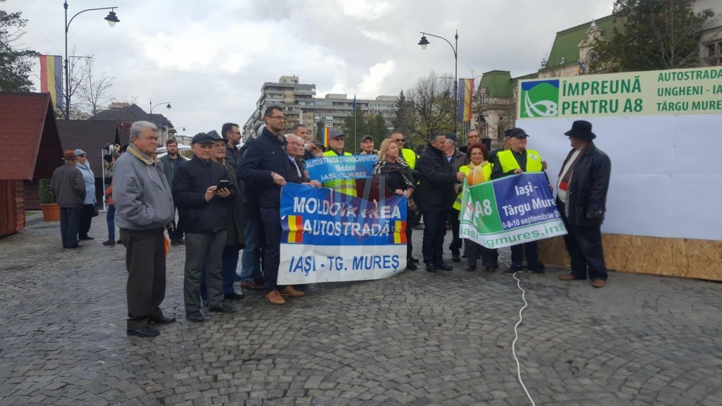  Proteste de amploare din cauza tergiversării proiectului autostrăzii Iaşi-Târgu Mureş