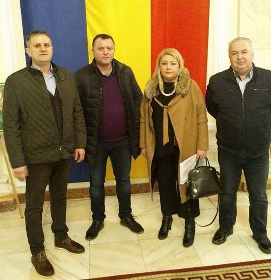  Filiala PMP Iaşi cere Consiliului Local al municipiului să voteze unirea cu R. Moldova