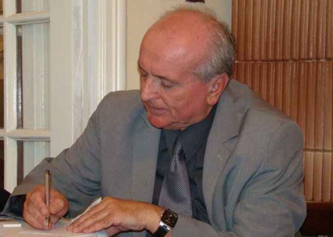  In memoriam: Profesorul Liviu Leonte