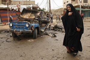  Nouă maşini-capcană, 30 de morţi şi 100 de răniţi la Bagdad