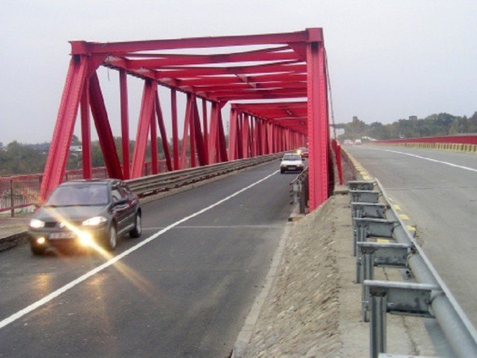  Principala legătură dintre Muntenia şi Moldova, Podul de la Mărăcineni, se închide