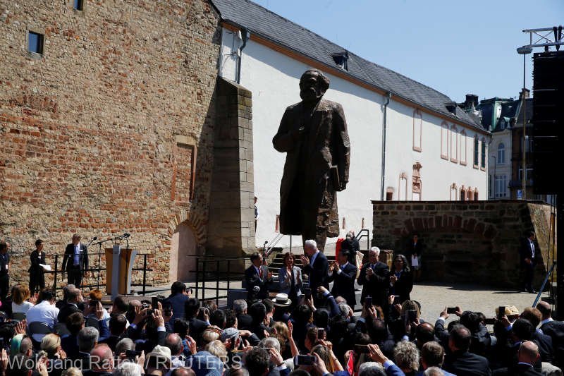  O statuie controversată a lui Karl Marx a fost dezvelită în Germania