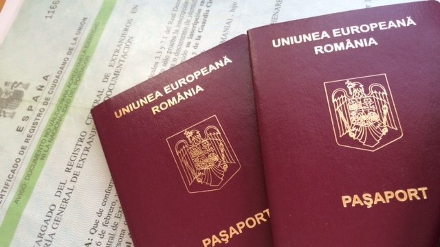  Puteţi să vă scoateţi paşaport oriunde în ţară. O schemă pentru a evita statul la coadă