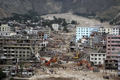  Nouă persoane au fost îngropate în urma unor alunecări de teren în China