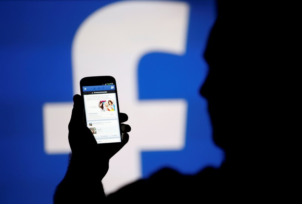  Facebook va permite utilizatorilor să evalueze companiile care se promovează pe reţeaua de socializare