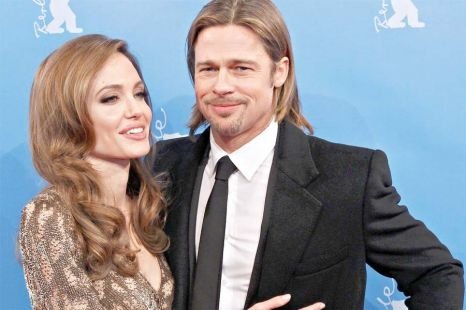  Brat Pitt vrea să îi ia avion privat Angelinei Jolie
