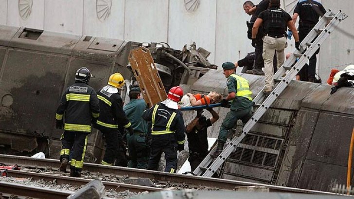  Accidentul din Spania: Mecanicul trenului deraiat în Spania, inculpat şi eliberat sub control judiciar