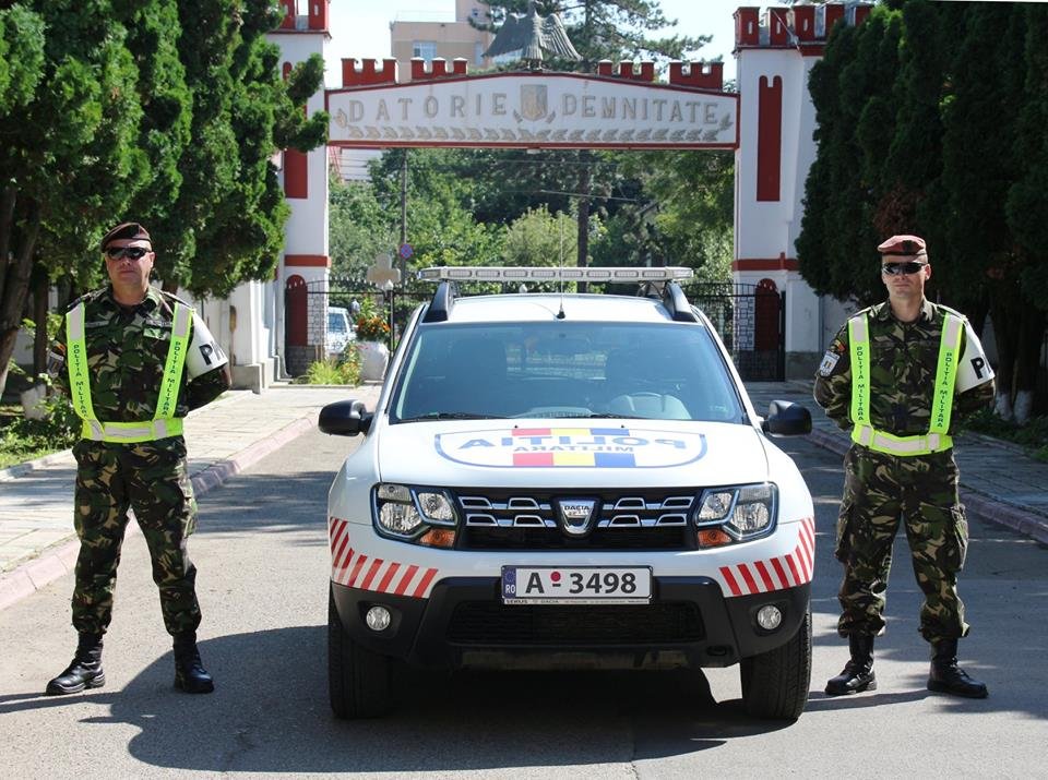  FOTO: Polițiștii militari din Iași le-au transmis în premieră un mesaj șoferilor