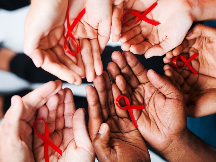 Un nou tratament pentru HIV, format din două medicamente, a avut succes în studiile clinice