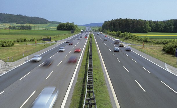  A doua țară din Europa care crește limita de viteză pe autostradă la 140 km/h