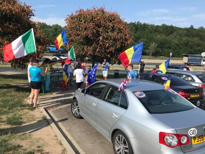  VIDEO: Miting 10 august: Românii din Italia s-au unit pe drum cu cei din Marea Britanie