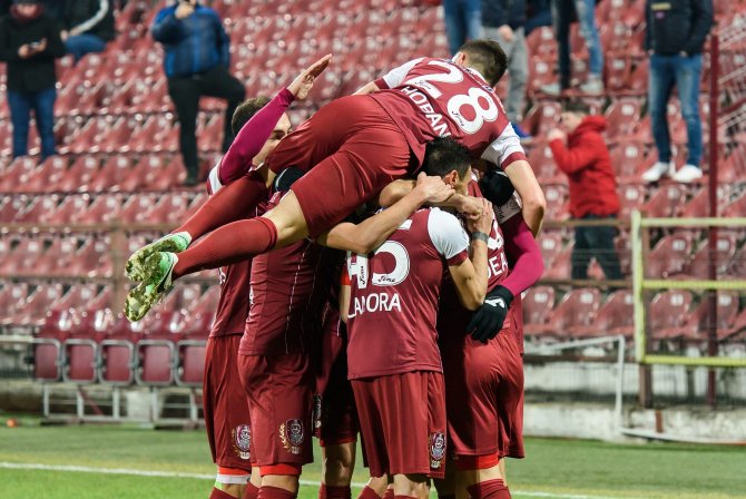  CFR Cluj a învins echipa Alaşkert, cu 2-0, în prima manşă a turului al treilea al Ligii Europa