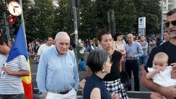  Vasilescu, după ce a fost surprins la protest: Am fost să ma informez, nu să protestez