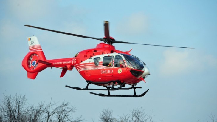  Bărbat cu un imens cheag de sânge la creier, salvat cu elicopterul SMURD