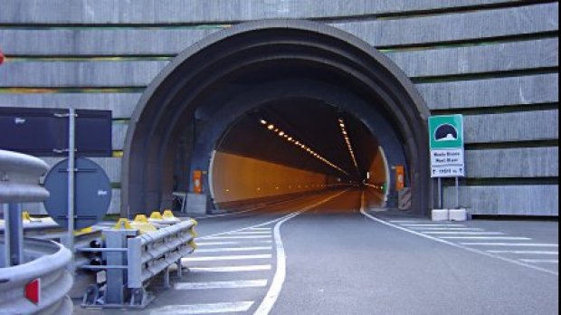  30218_18177_stiri_tunel-rutier