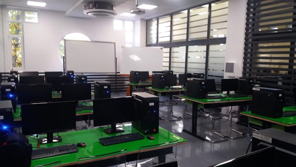  Laborator al Universității Tehnice modernizat complet cu sprijinul unei firme private