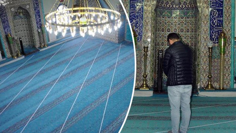  Turcia: Musulmanii dintr-un sat s-au rugat în direcția greșită 37 de ani