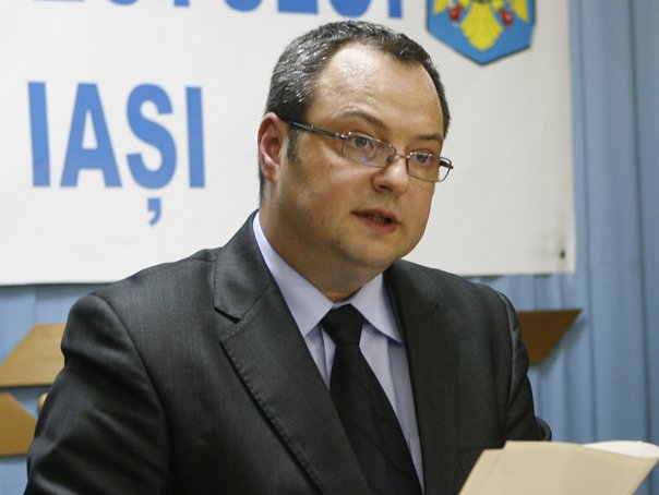  Fostul prefect Tomaşeschi, 6 luni de închisoare cu executare. Decizia nu este definitivă