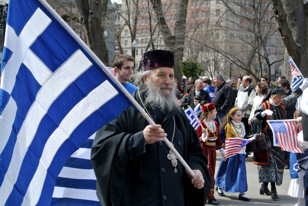  Lovitură pentru cei 10.000 de preoți din Grecia. Au fost scoși de pe statul de plată al guvernului