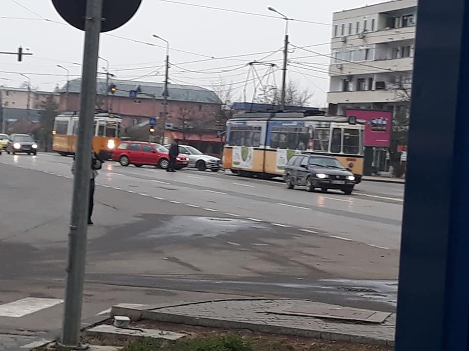  Cel puțin trei coliziuni în Iași de „ziua comemorării victimelor accidentelor rutiere”