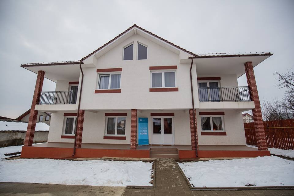  Noi case de tip familial pentru copiii din centrele de plasament din Iași