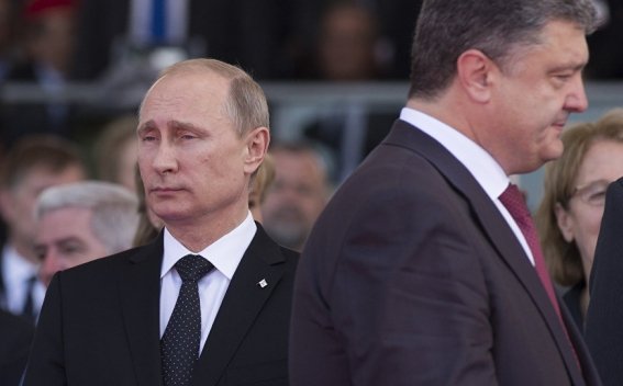  Analiză: Preşedinţii Putin şi Poroşenko, beneficiarii crizei dintre Kiev şi Moscova