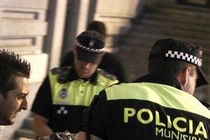  Spania: 19 cetăţeni români, arestaţi pentru furtul a o mie de kilograme de cupru
