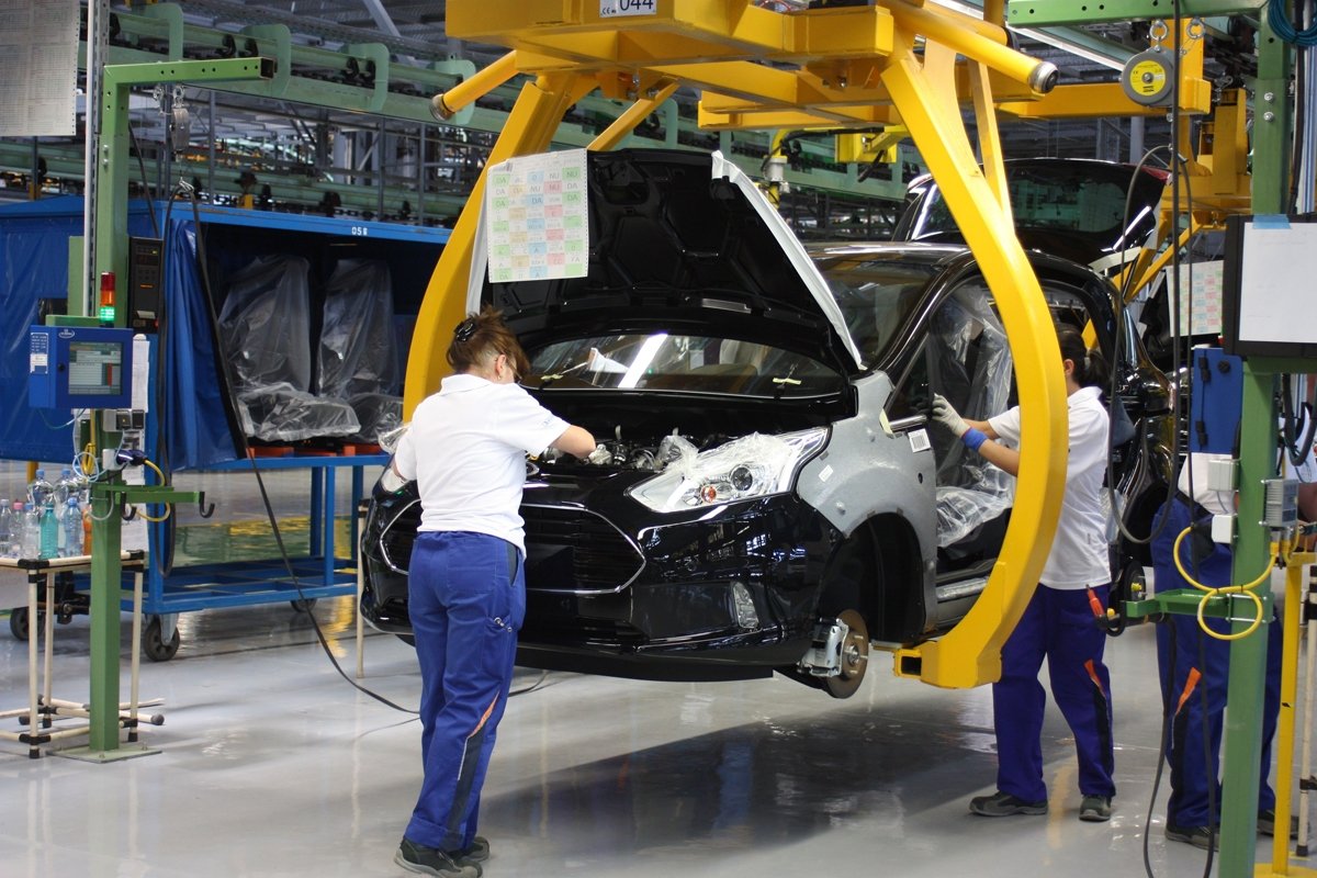  Ford începe restructurarea activităţilor din Europa. Ce se întâmplă cu fabrica de la Craiova?