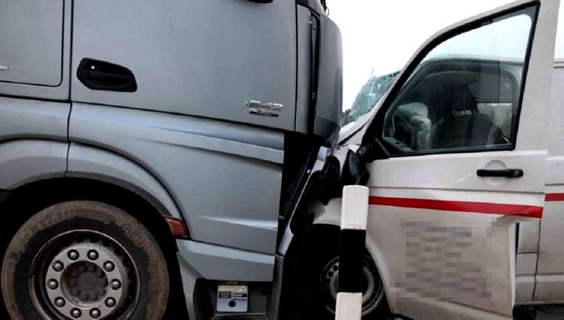  Un şofer român, în vârstă de 43 de ani, a murit strivit de un TIR pe o stradă din Germania