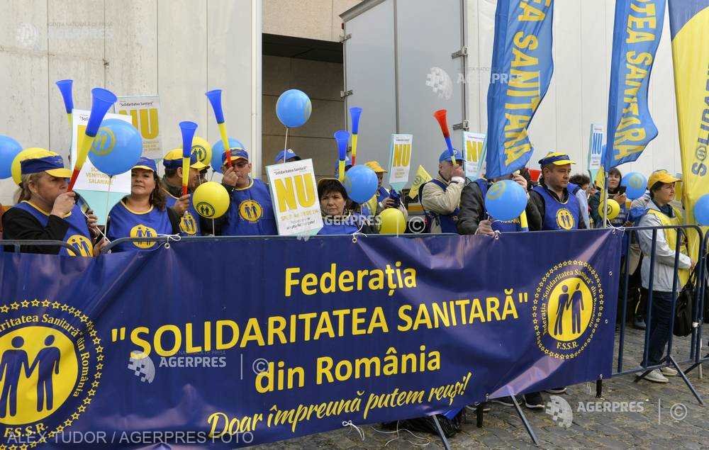  Federaţia Solidaritatea Sanitară anunţă că va declanşa proteste dacă Guverrnul va adopta o OUG privind îngheţarea salariilor