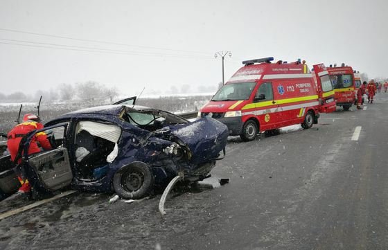  Peste 1.600 de persoane au murit în accidente în România în primele 11 luni ale anului. Principala cauză, indisciplina pietonală