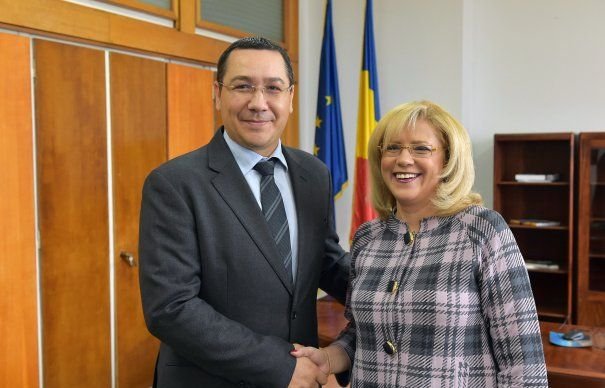  Corina Creţu anunţă că va candida la europarlamentare pe listele partidului lui Ponta