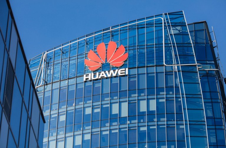  Huawei l-a concediat pe angajatul din Polonia care a fost arestat pentru spionaj