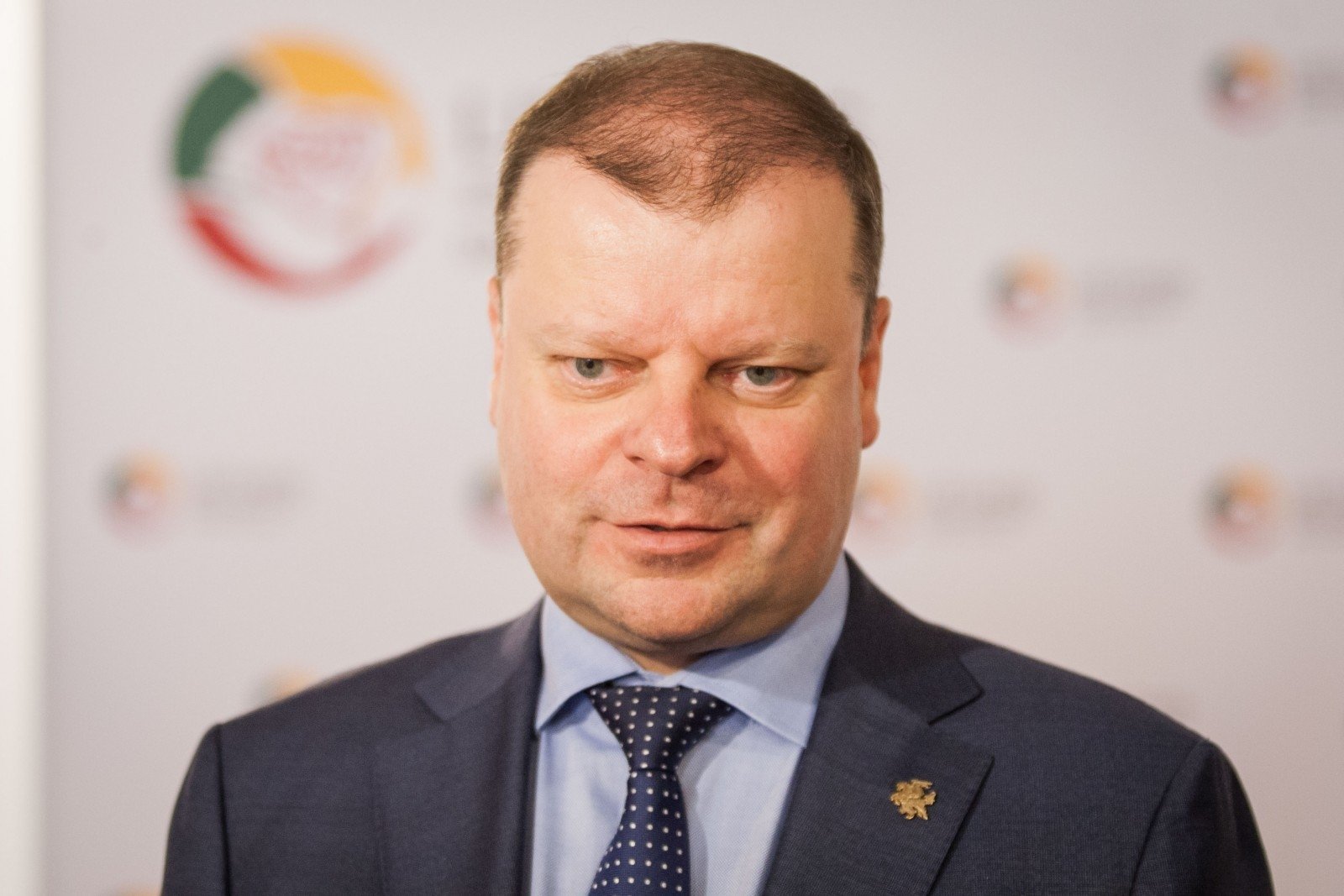  Premierul lituanian Saulius Skvernelis va candida la preşedinţie