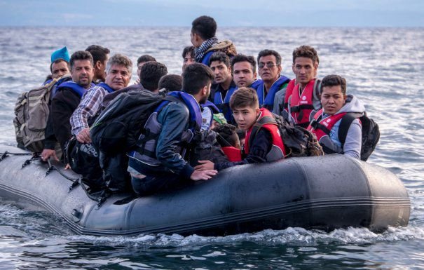  Mai multe organizaţii cer Italiei să primească minori salvaţi pe Marea Mediterana