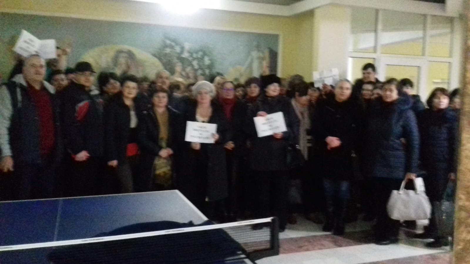  Situaţie tensionată la Spitalul Municipal Paşcani. Managerul demisionează, salariaţii protestează!