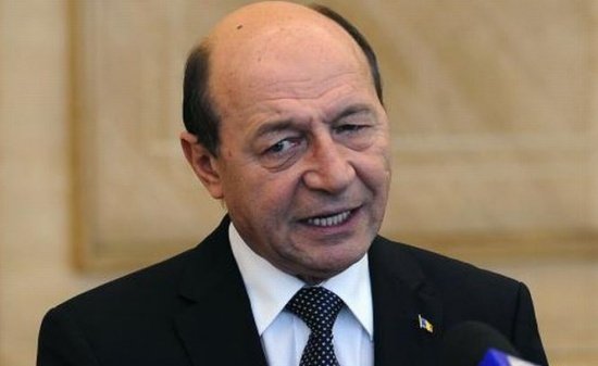  Băsescu, întrebat despre candidatură: Voi face ce trebuie, nu ce îmi place