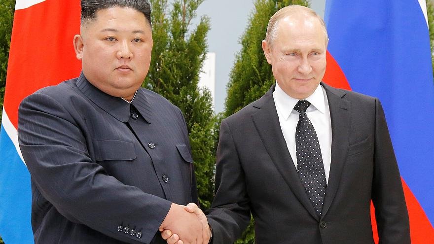  Vladimir Putin si Kim Jong-Un s-au intalnit in Rusia. Liderul nord-corean, primit cu fast