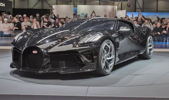 Cristiano Ronaldo și-ar fi cumpărat „Maşina Neagră”, un Bugatti de 11 milioane de euro