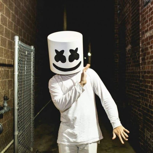  DJ-ul american Marshmello, dat în judecată pentru plagiat