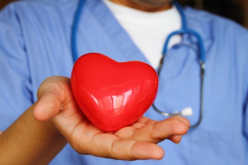  Medic: Tinerii sunt primii afectaţi şi pe termen lung de hipertensiunea arterială