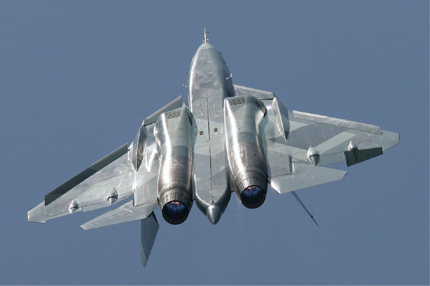  Ţarul Putin vrea să achiziţioneze 76 de avioane invizibile