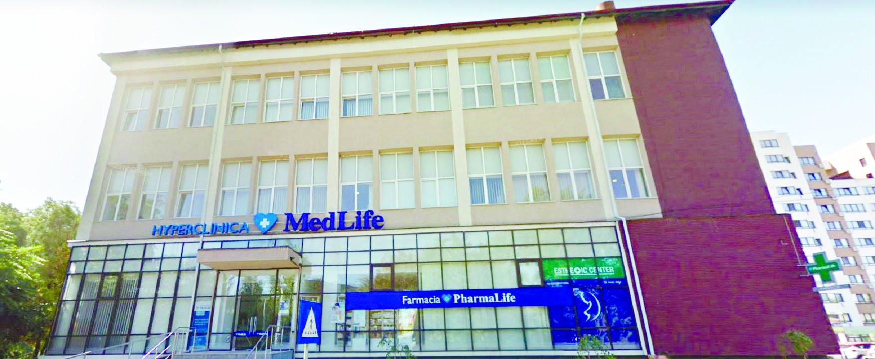  Clădire din Tătăraşi la vânzare cu 1 milion de euro. Telekom şi Medlife, în mijlocul tranzacţiei