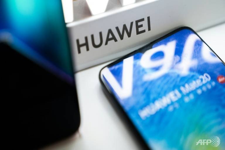  Ce strategie ar adopta Huawei după ce a fost interzisă în SUA
