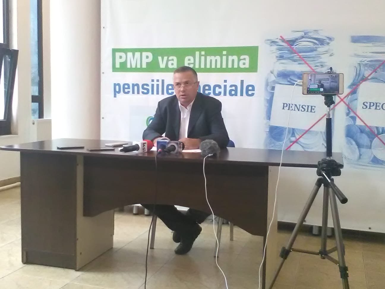  Petru Movilă: Traian Băsescu va fi cel mai bun și mai bine pregătit europarlamentar