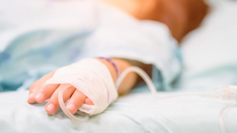  Copil de 3 ani adus cu meningită la Spitalul de Infecţioase din Iaşi