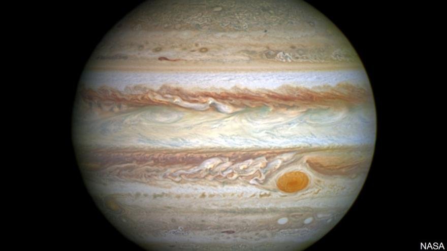  Luni, cea mai bună noapte pentru a observa planeta gigant-Jupiter